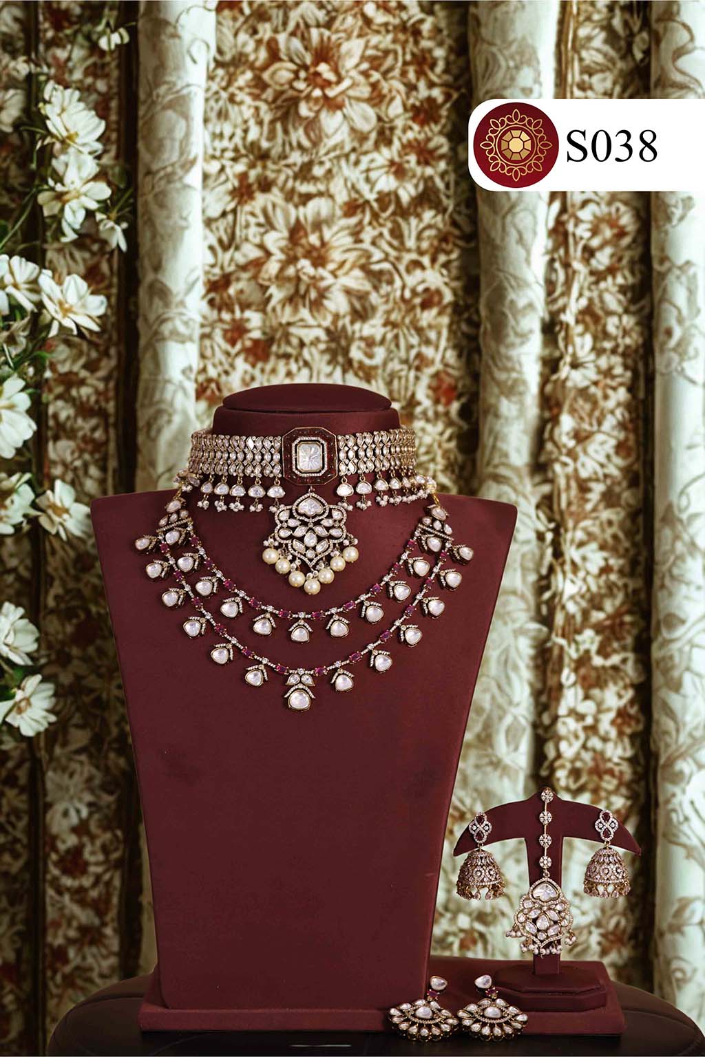 Jewellery S038