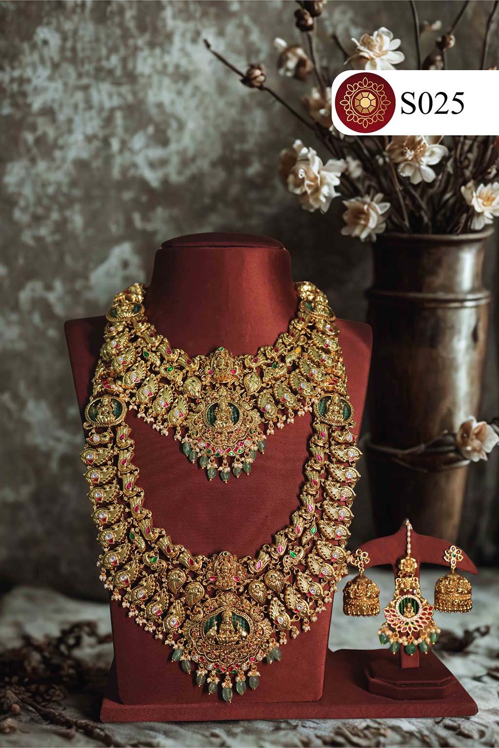 Jewellery S025