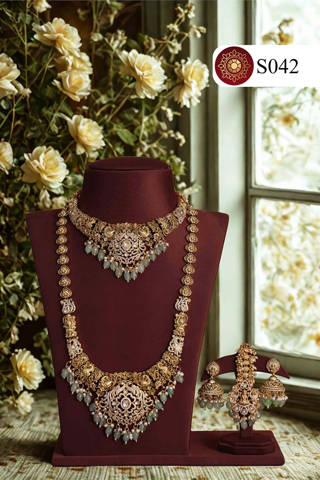 Jewellery S042