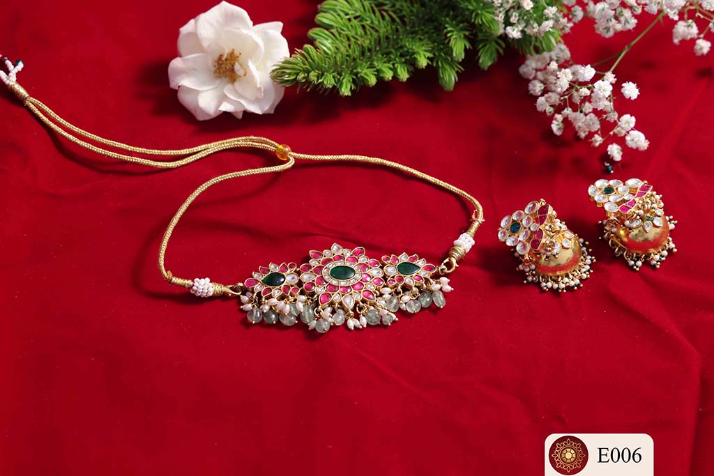 Jewellery E006