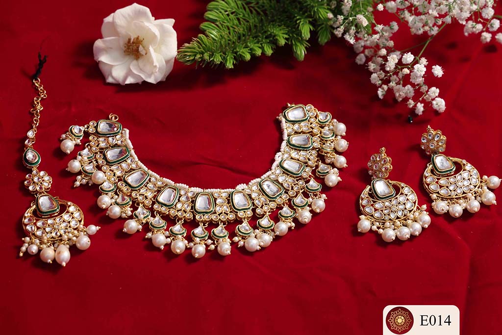 Jewellery E014