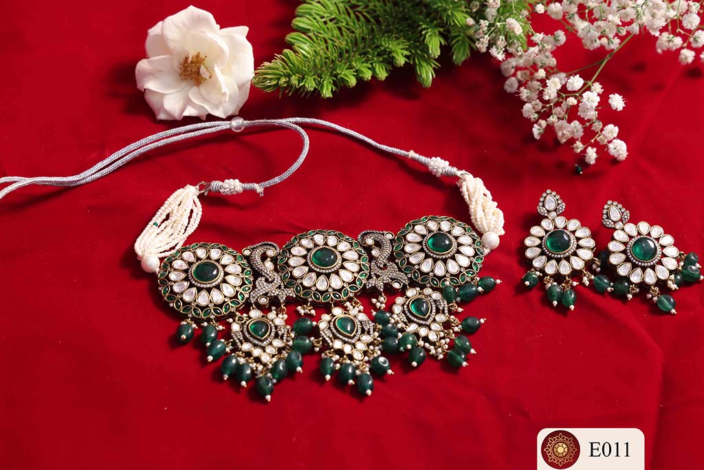 Jewellery E011