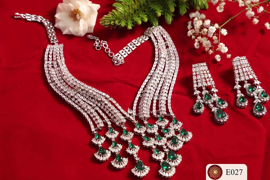 Jewellery E027