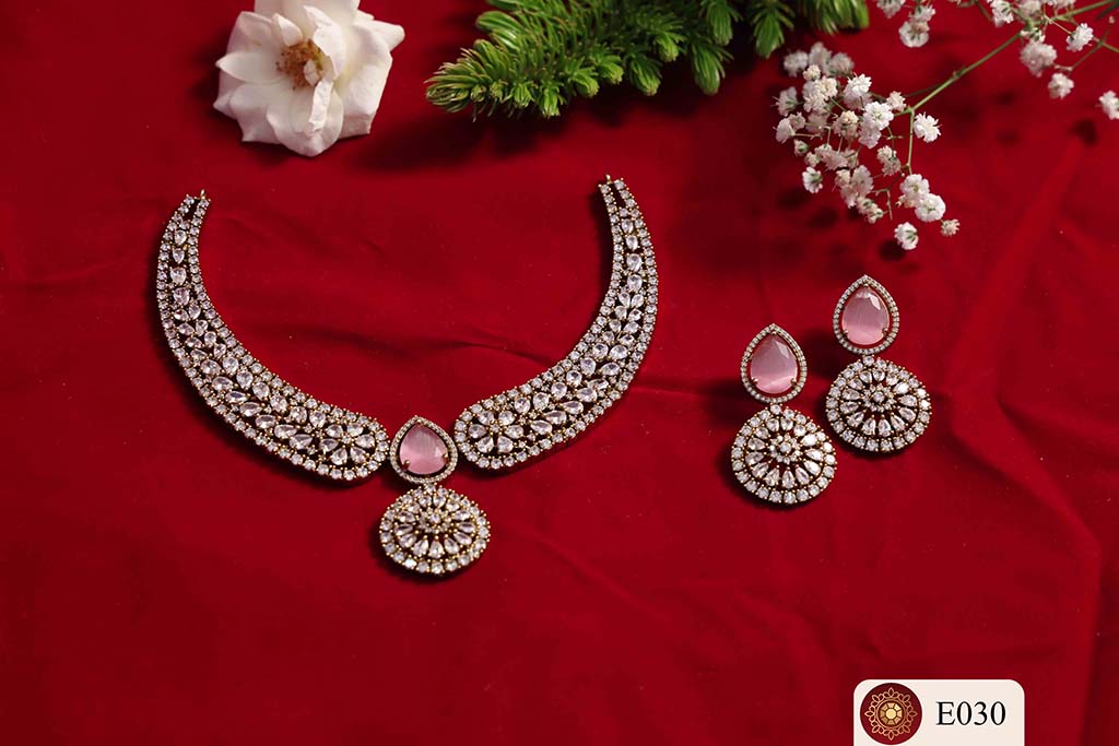 Jewellery E030