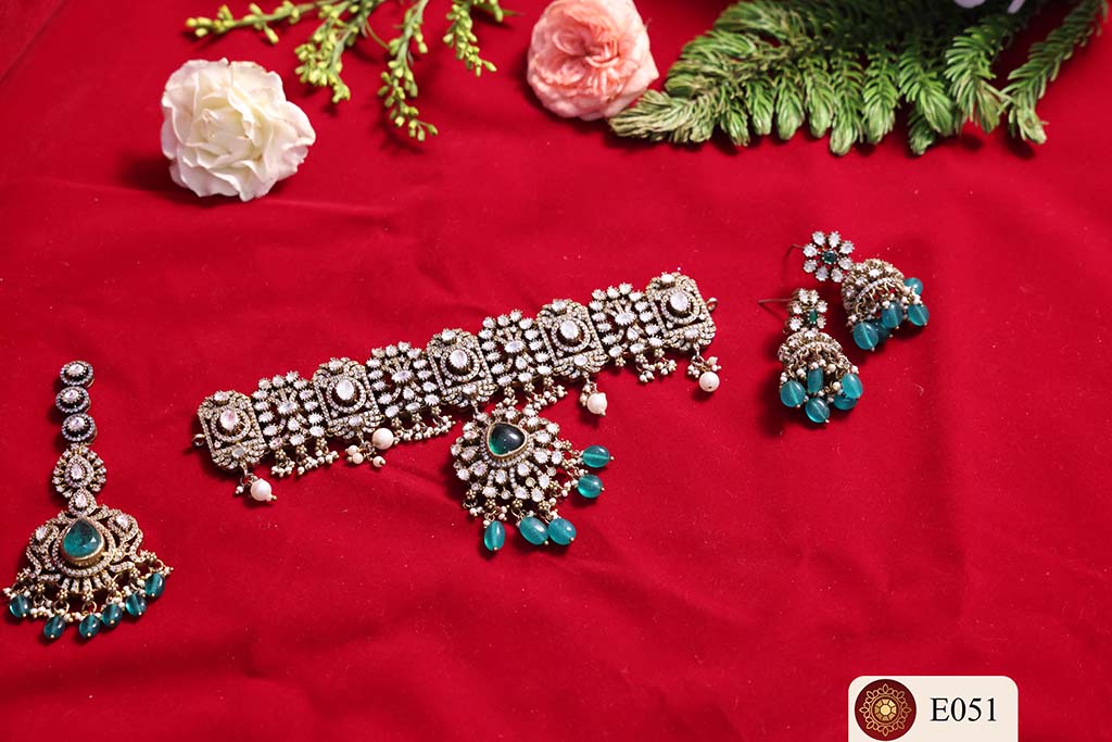 Jewellery E051