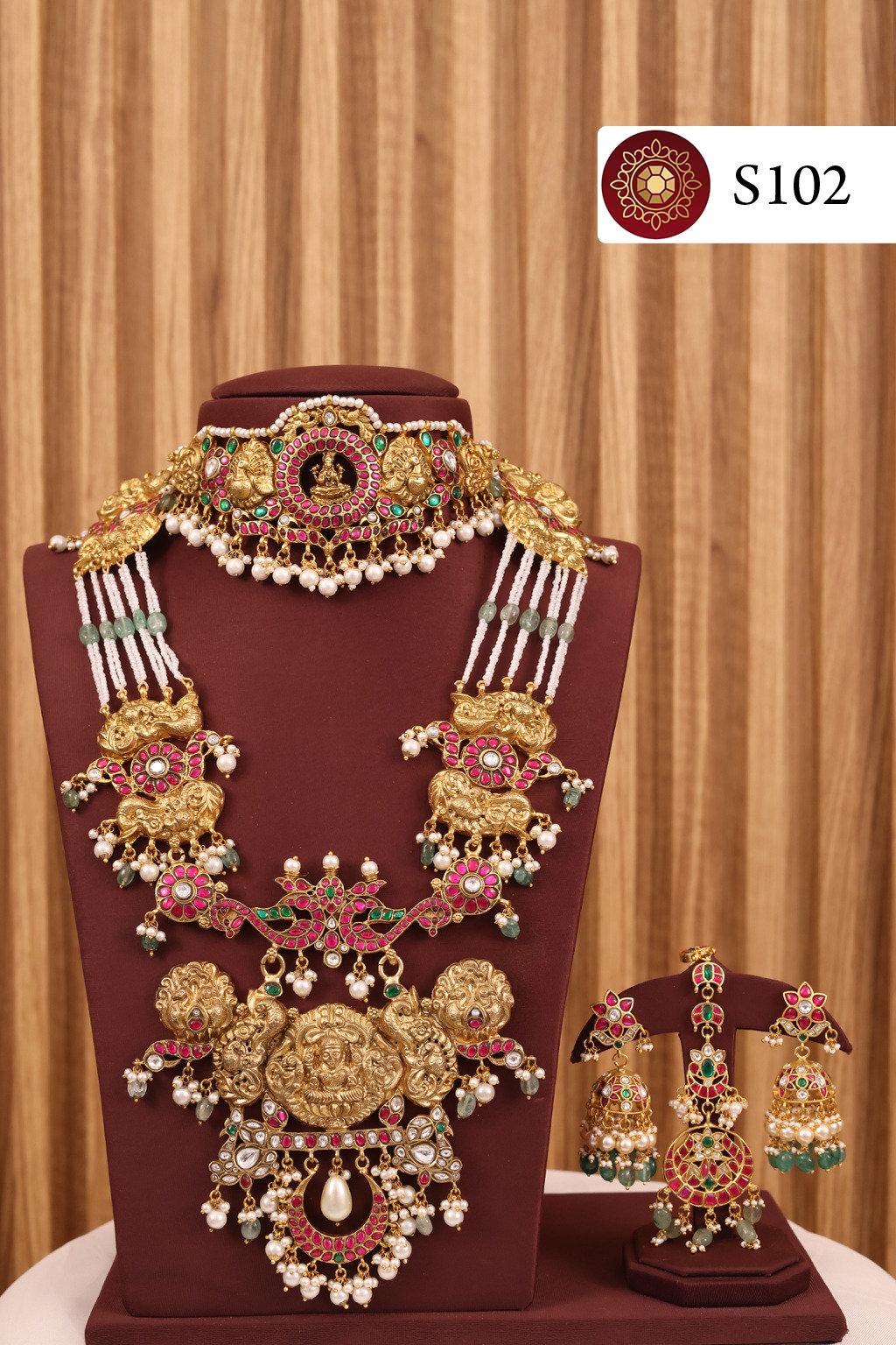 Jewellery S102