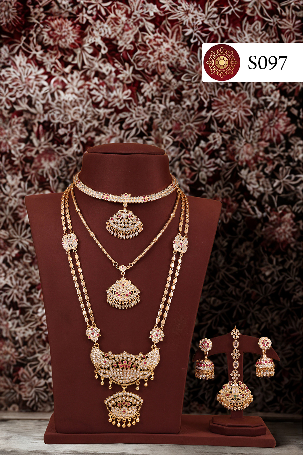 Jewellery S097