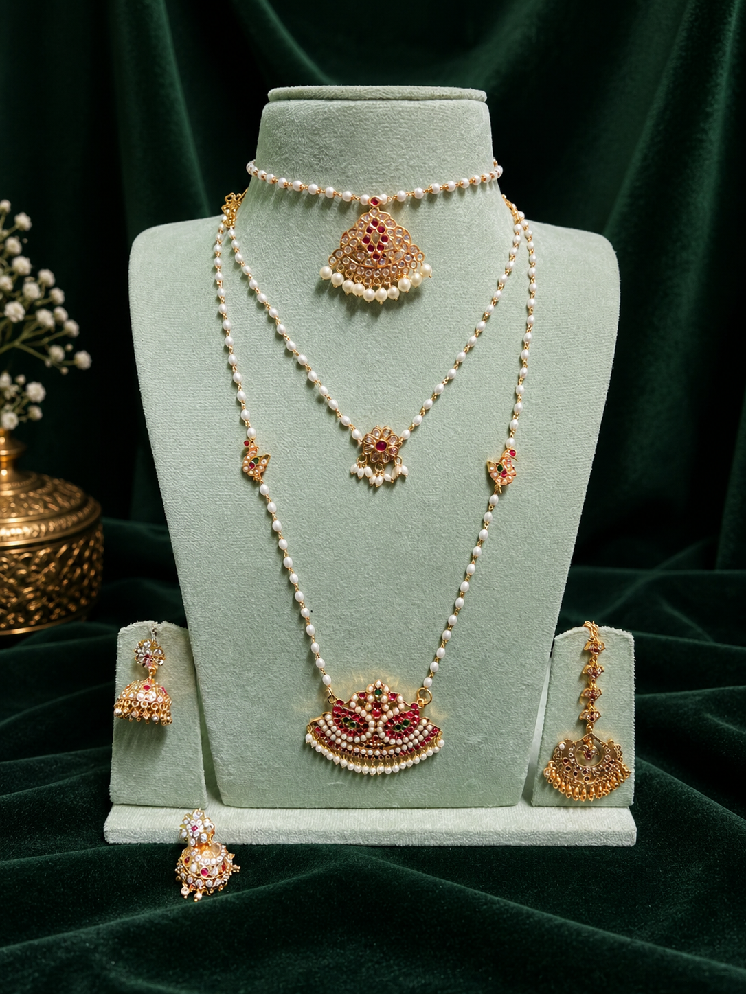 Jewellery S178