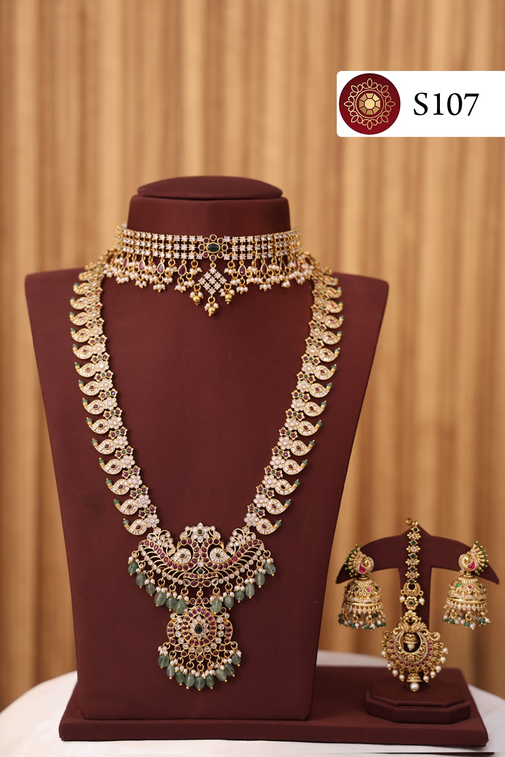 Jewellery S107
