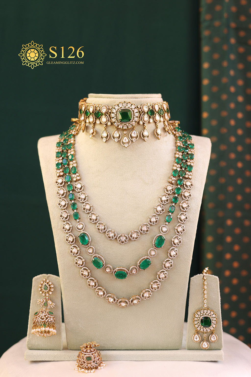 Jewellery S126